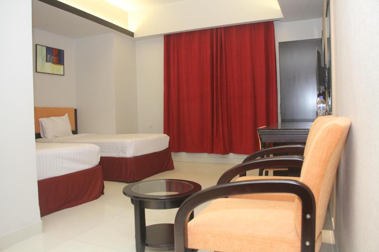 Orchid Business Hotel Chittagong Bagian luar foto