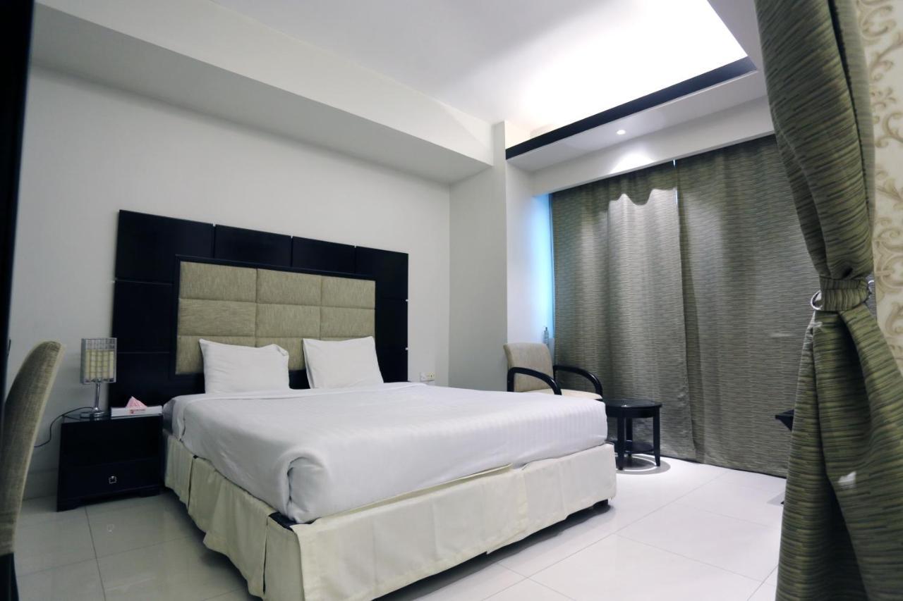 Orchid Business Hotel Chittagong Bagian luar foto