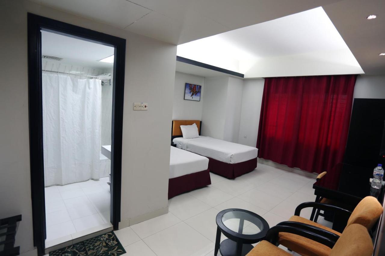 Orchid Business Hotel Chittagong Bagian luar foto